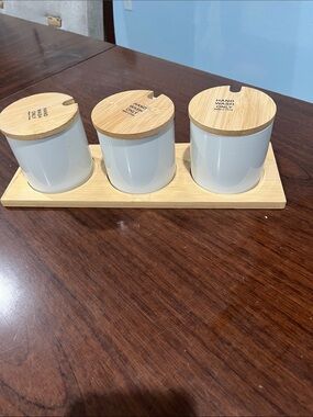 Ceramic Spice Jars with Bamboo Lids - White